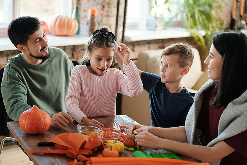 Cozy Connections: Fall Activities to Enjoy with Family While Staying Healthy